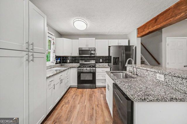 192 Wall Road, Hiram, GA 30141