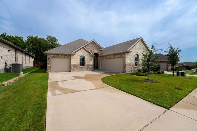 3724 Walnut Ridge Drive, Grand Prairie, TX 76065