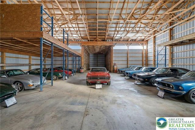 901 Meyer Road, Bushkill Twp, PA 18064