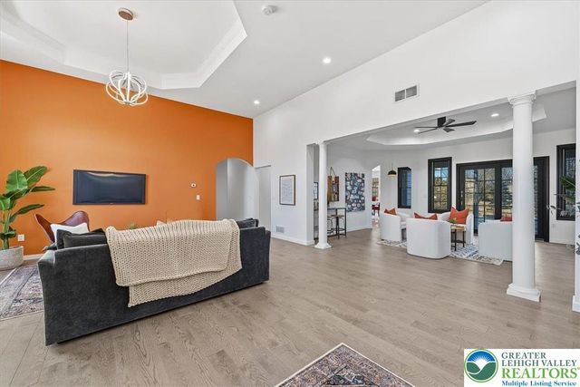 901 Meyer Road, Bushkill Twp, PA 18064