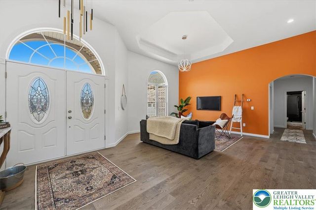 901 Meyer Road, Bushkill Twp, PA 18064