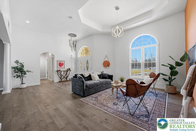 901 Meyer Road, Bushkill Twp, PA 18064