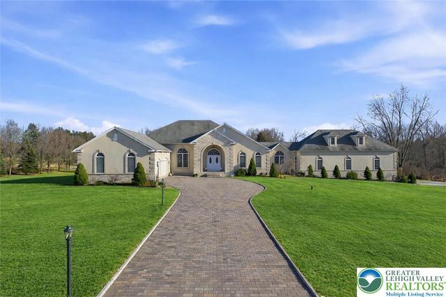 901 Meyer Road, Bushkill Twp, PA 18064