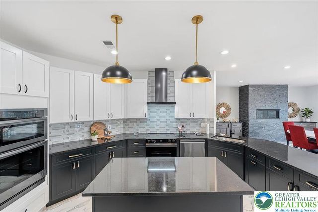 901 Meyer Road, Bushkill Twp, PA 18064