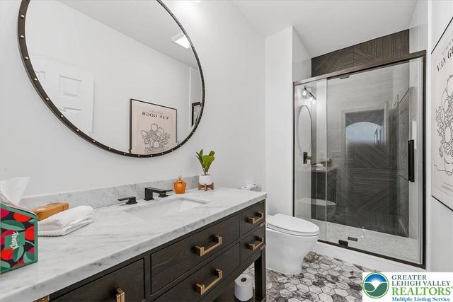 901 Meyer Road, Bushkill Twp, PA 18064