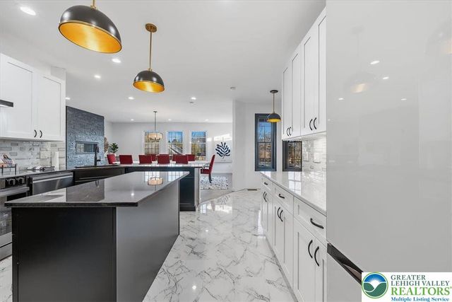 901 Meyer Road, Bushkill Twp, PA 18064