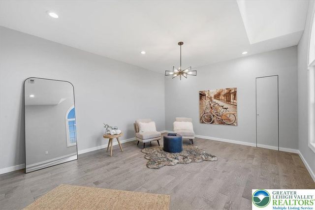 901 Meyer Road, Bushkill Twp, PA 18064