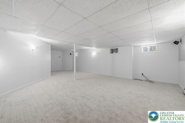 901 Meyer Road, Bushkill Twp, PA 18064