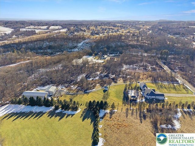 901 Meyer Road, Bushkill Twp, PA 18064