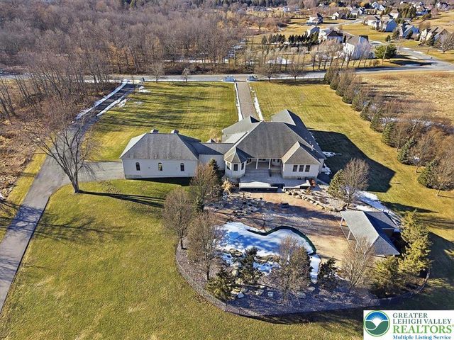 901 Meyer Road, Bushkill Twp, PA 18064