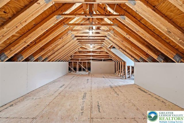 901 Meyer Road, Bushkill Twp, PA 18064