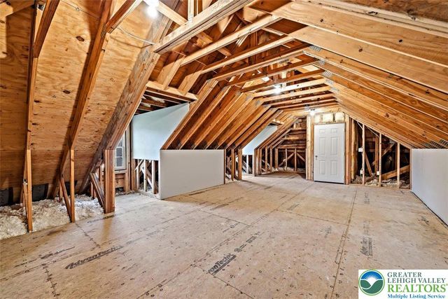 901 Meyer Road, Bushkill Twp, PA 18064