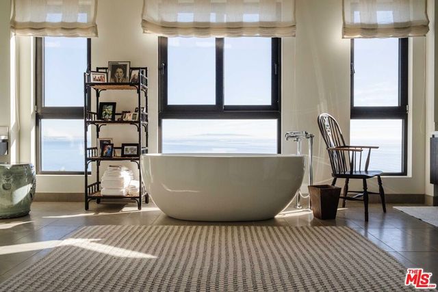 17324 Tramonto Drive 502, Pacific Palisades, CA 90272