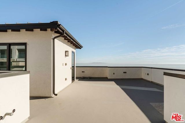 17324 Tramonto Drive 502, Pacific Palisades, CA 90272