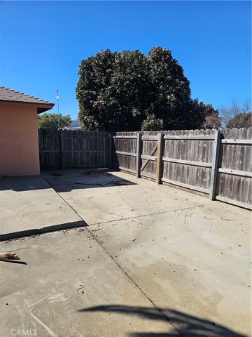 420 N W Street, Lompoc, CA 93436