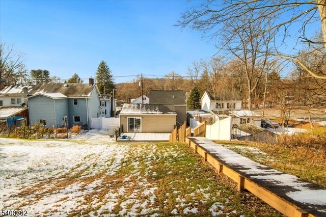 326 Market St, Belvidere Twp., NJ 07823