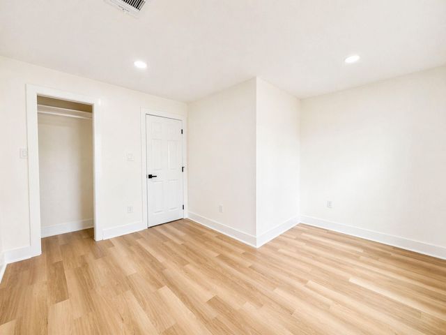 7110 San Angelo Street, Houston, TX 77020