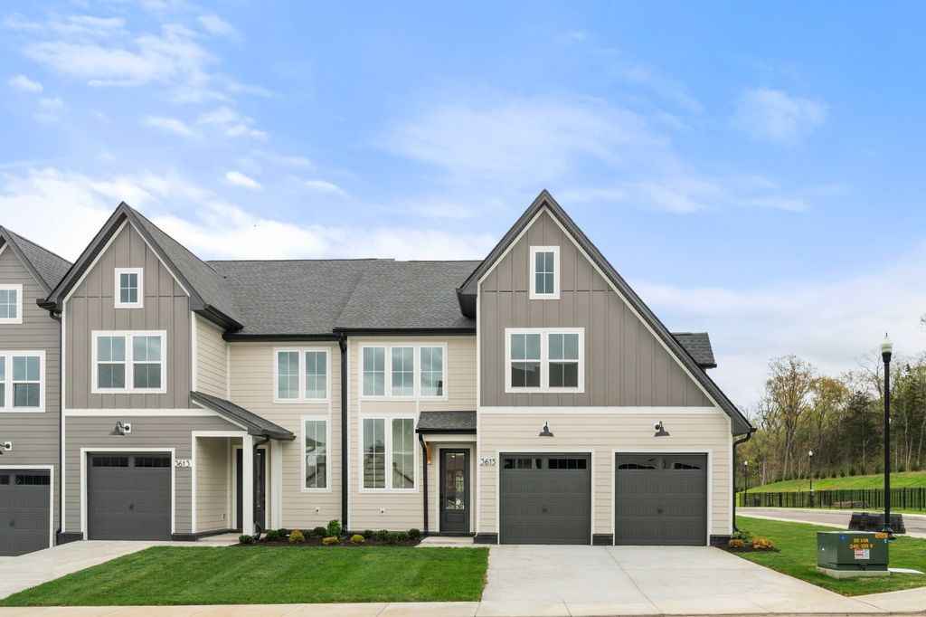 303 Panther Drive, Murfreesboro, TN 37127