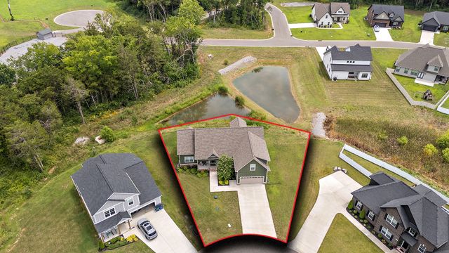 3002 Bootknife Dr, Bell Buckle, TN 37020