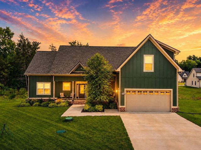 3002 Bootknife Dr, Bell Buckle, TN 37020