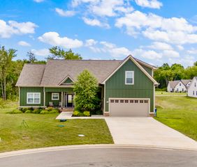 3002 Bootknife Dr, Bell Buckle, TN 37020