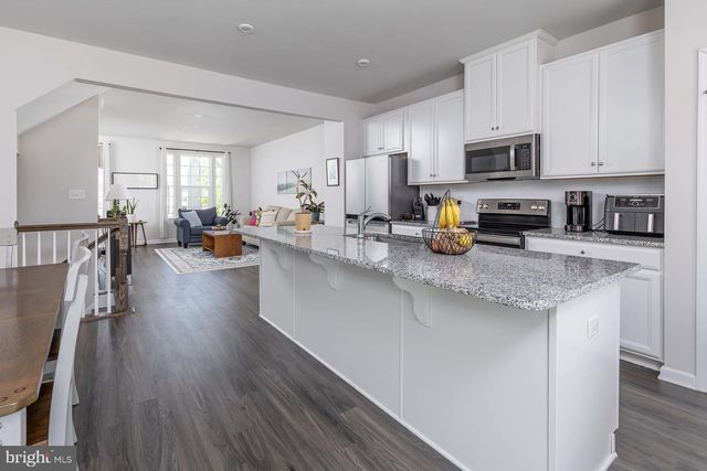 110 DALTON DR, Woolwich Twp, NJ 08085