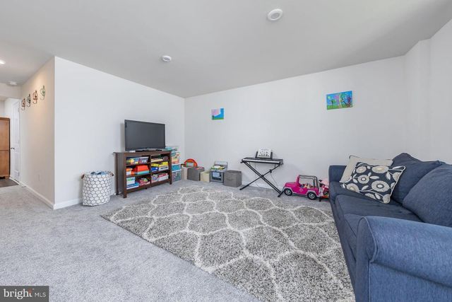 110 DALTON DR, Woolwich Twp, NJ 08085