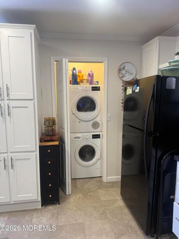 52 Monique Circle, Hazlet, NJ 07730