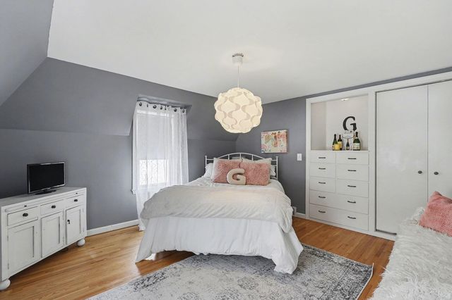 950 San Jose Drive Se, East Grand Rapids, MI 49506