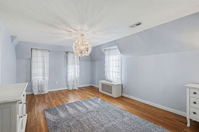 950 San Jose Drive Se, East Grand Rapids, MI 49506