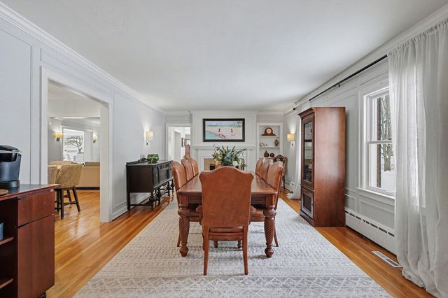 950 San Jose Drive Se, East Grand Rapids, MI 49506