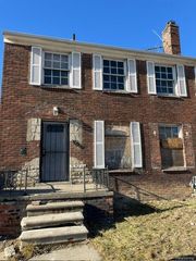 14299 Kilbourne Street, Detroit, MI 48213