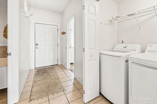 8575 Gulf Blvd 201, Navarre Beach, FL 32566