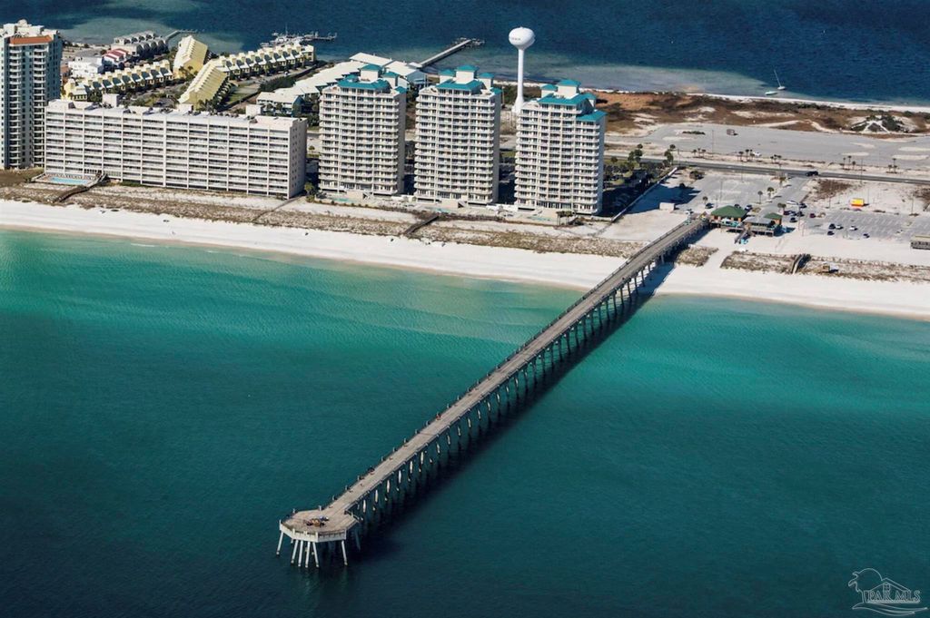 8575 Gulf Blvd 201, Navarre Beach, FL 32566