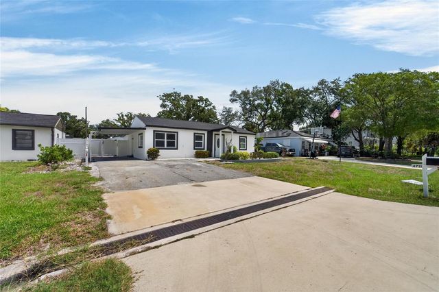4711 W LAWN AVENUE, Tampa, FL 33611