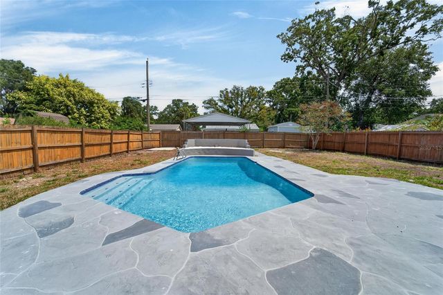 4711 W LAWN AVENUE, Tampa, FL 33611