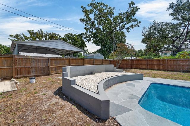 4711 W LAWN AVENUE, Tampa, FL 33611