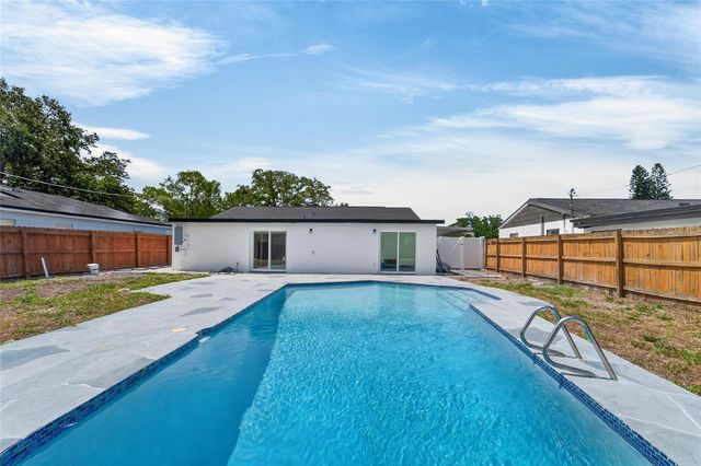 4711 W LAWN AVENUE, Tampa, FL 33611