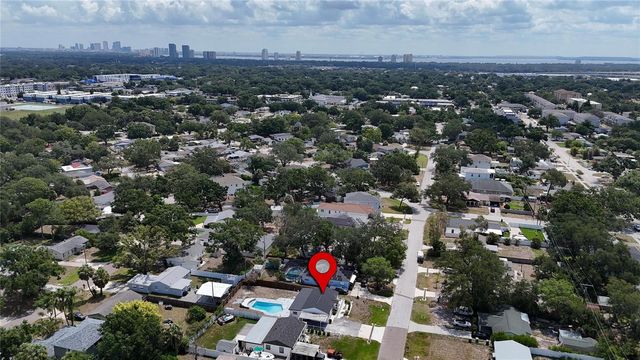 4711 W LAWN AVENUE, Tampa, FL 33611