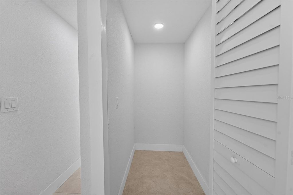 Image 30 of property listing at 4711 W LAWN AVENUE, Tampa, FL 33611