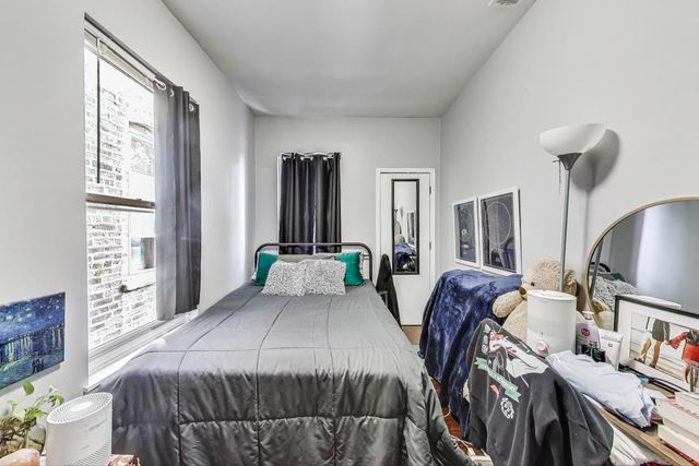 1225 W Erie Street, Chicago, IL 60642