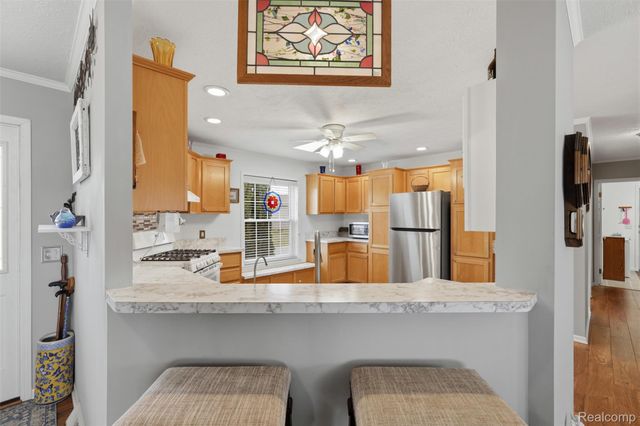 11186 Chestnut Hill Court, Green Oak Township, MI 48178