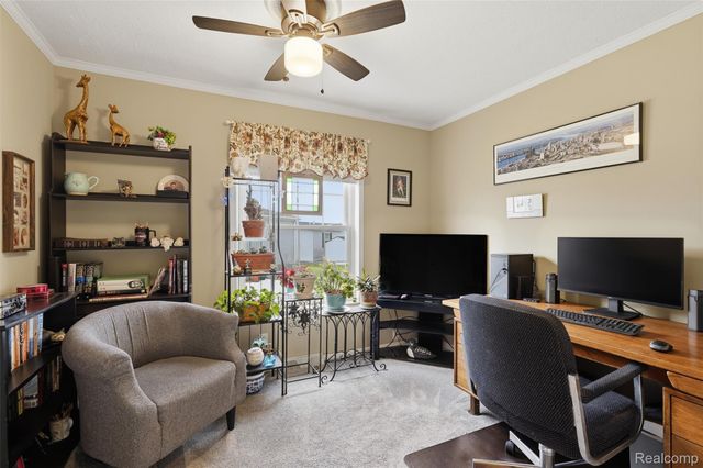 11186 Chestnut Hill Court, Green Oak Township, MI 48178