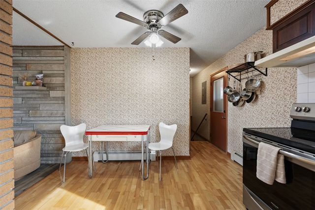 735 14th Ave, Coralville, IA 52241