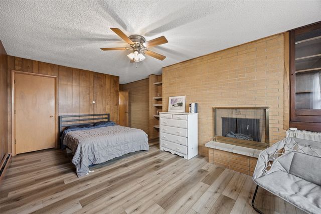 735 14th Ave, Coralville, IA 52241