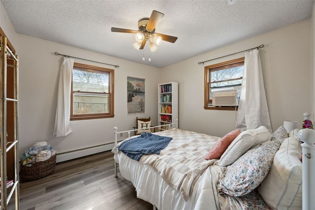 735 14th Ave, Coralville, IA 52241