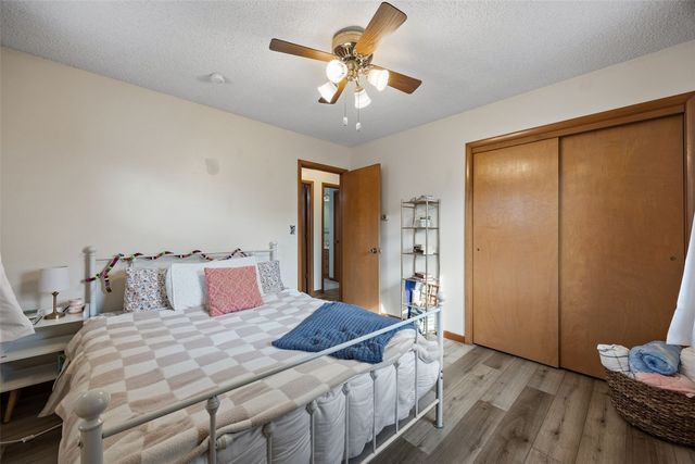 735 14th Ave, Coralville, IA 52241