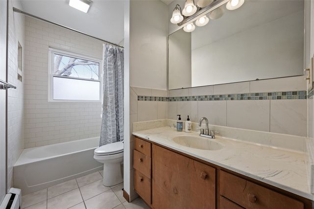 735 14th Ave, Coralville, IA 52241