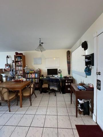 2000 Biarritz Dr 404, Miami Beach, FL 33141