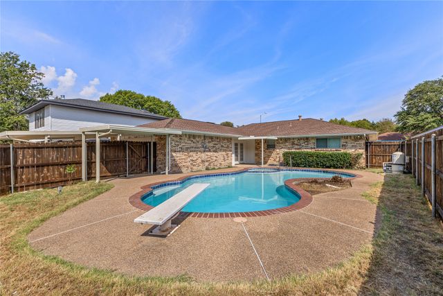 610 Flamingo Way, Duncanville, TX 75116